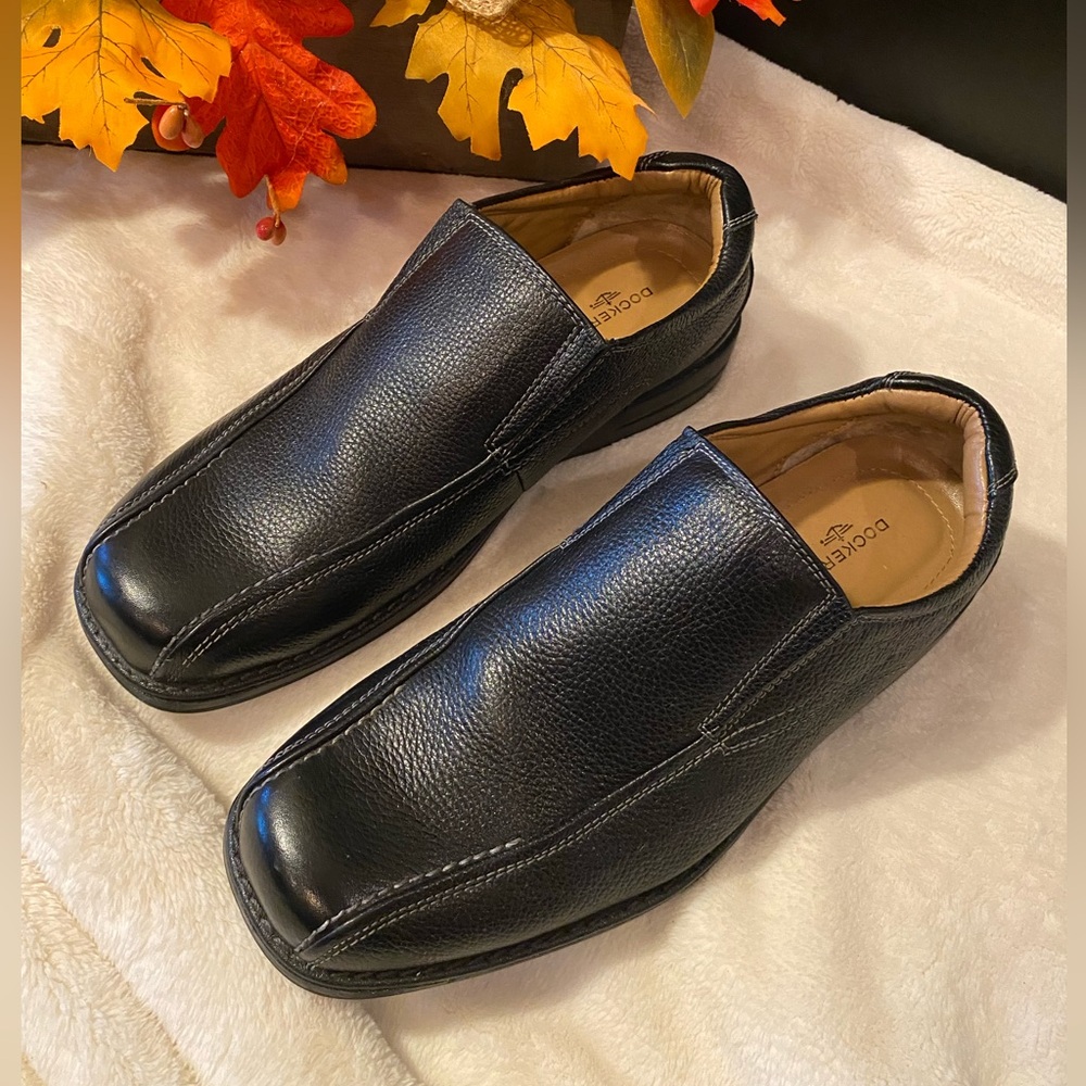 Dockers Men’s Slip On Dress Shoes ,Size 9M